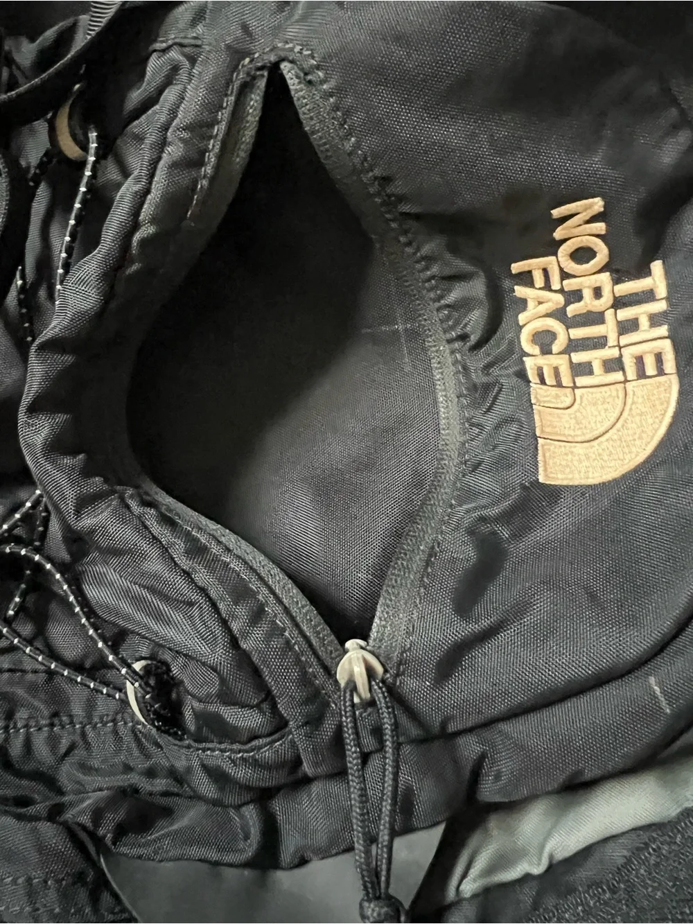THE NORTH FACE BOREALIS Black Outdoor Daypack with Bungee Cord Front Gorpcore